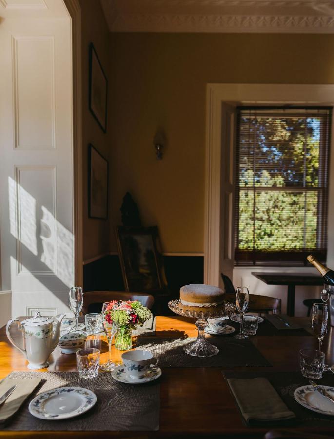 Casa Nova House Bed & Breakfast Oamaru Exterior photo